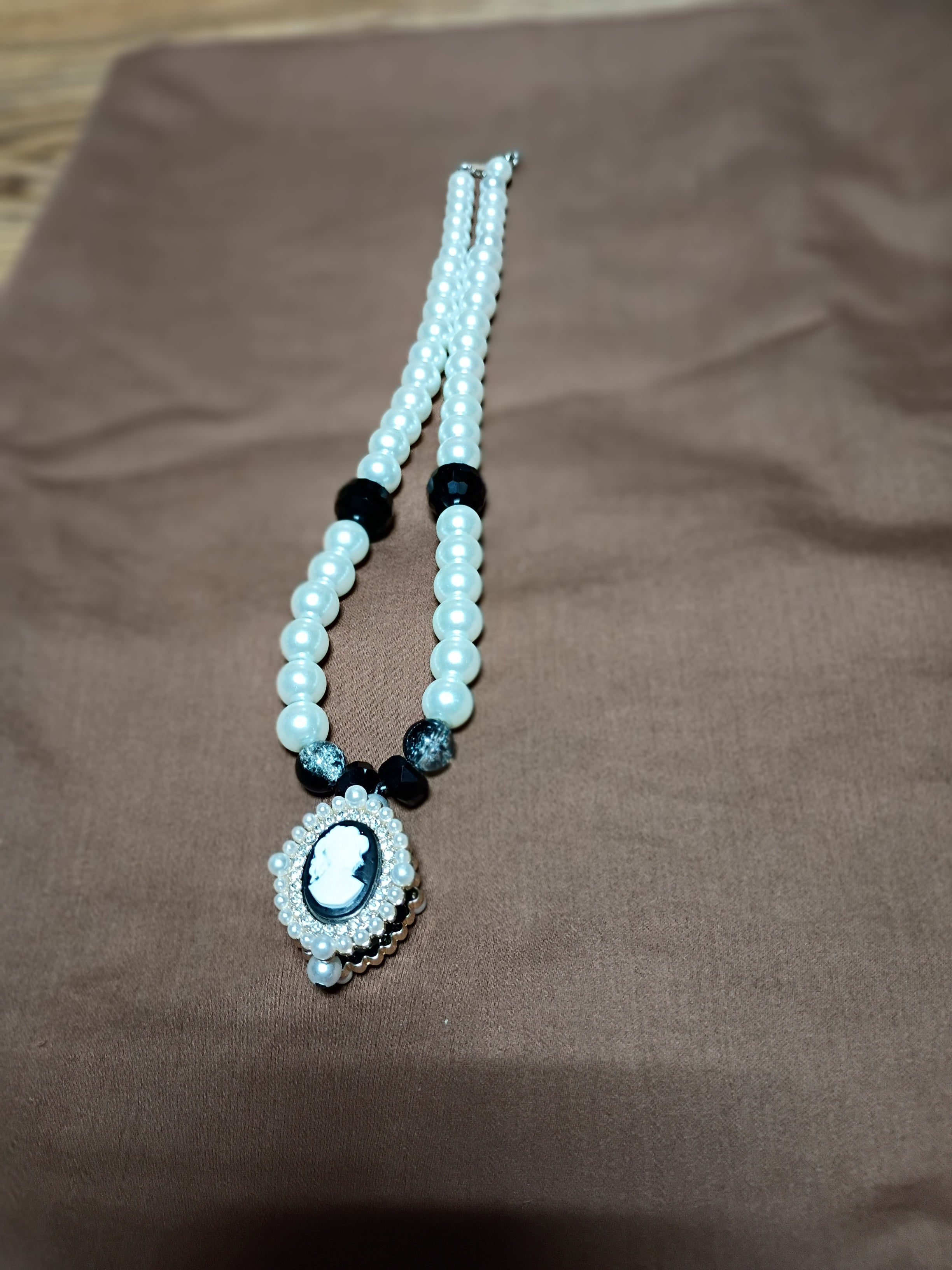 Debutante necklace raw photo 2