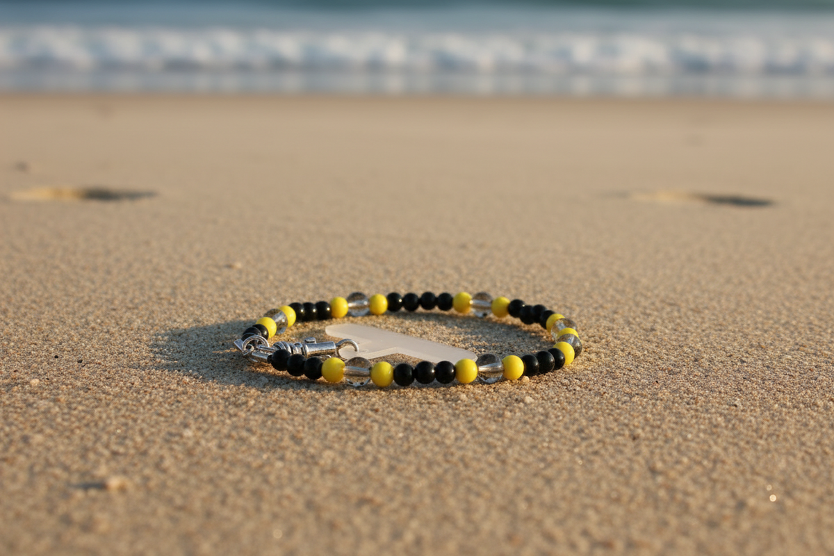 Sunshine & Shadows Wrist & Wander Collection No. 010 beach shot